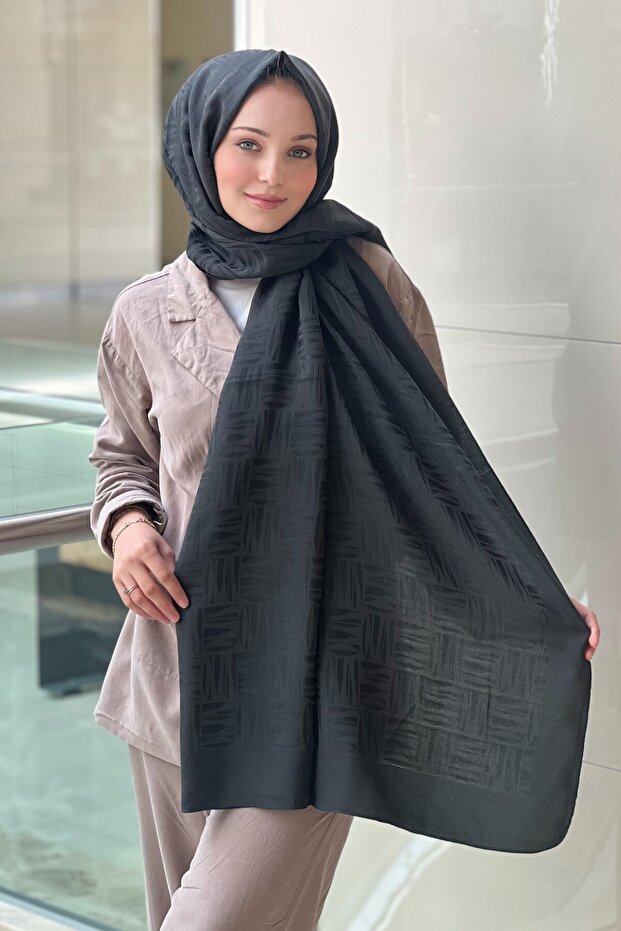 Diamond Elisa Shawl