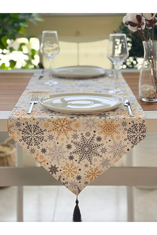 New Season, Snowflake Pattern Runner Cover, Christmas Table, Christmas