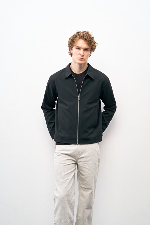 Men's Standard Fit Regular Cut Zippered Linen