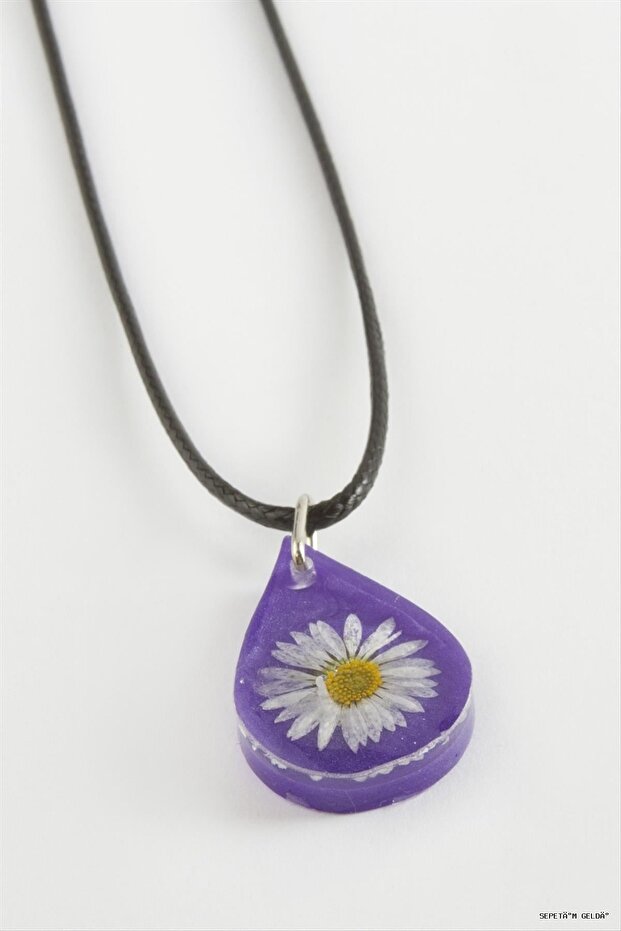 Spt-Gld Daisy Oval Epoxy (50227) Necklace Purple