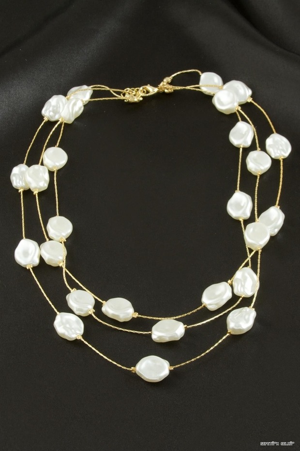 Spt-Gld Oval Pearl Triple (50045) Necklace Yellow