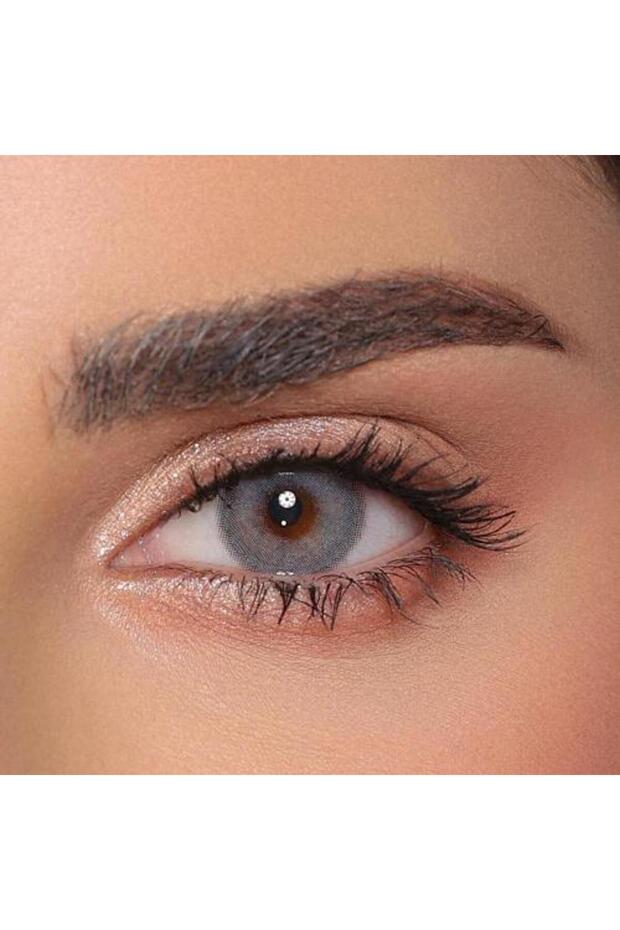 عدسات لاصقة شهرية ريفير