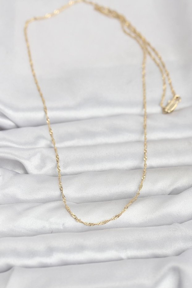 60cm Golden Brass Made Twirl Style Women Necklace for Elegant Necks