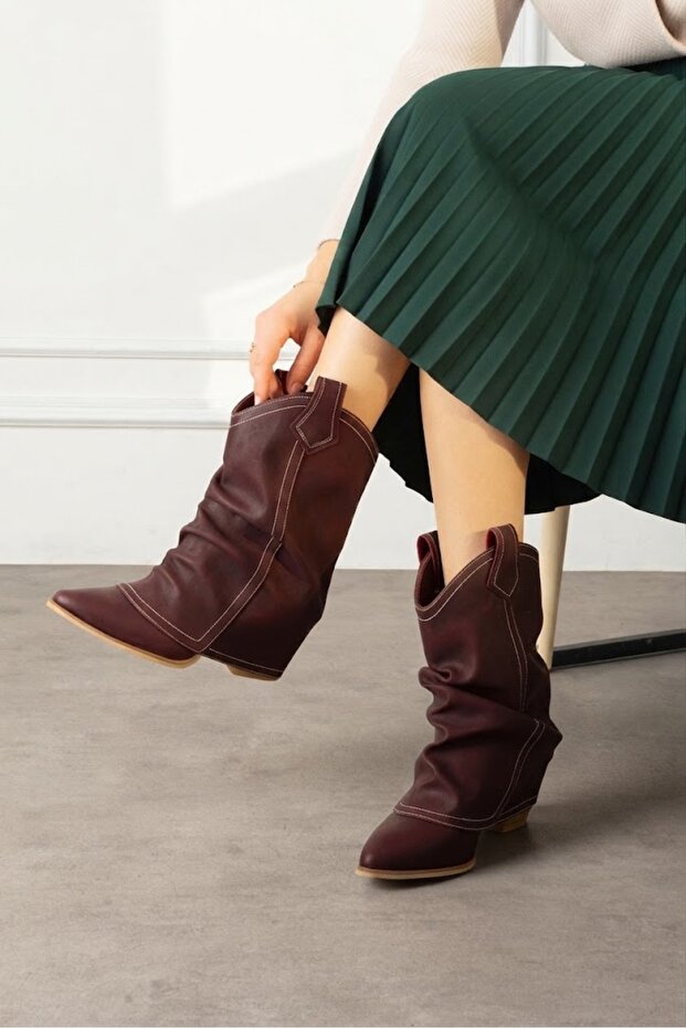 Lowe Women's Cowboy Boots with Bellows and Heels in Melo Matte Leather