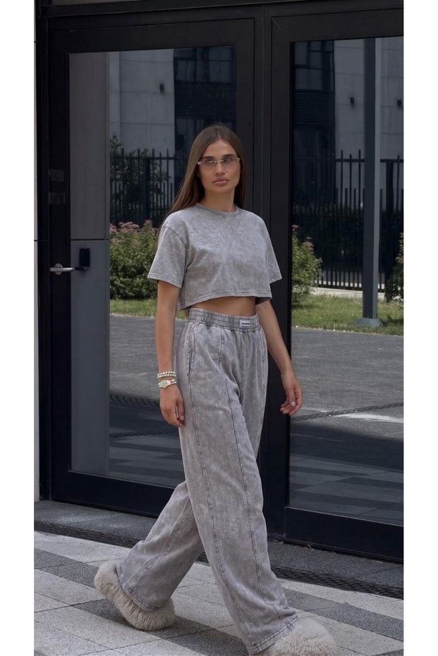 Washable Look High Waist Elastic Waistband with Pockets Wide Leg Oversize Sweatpants Aw26Ea0004