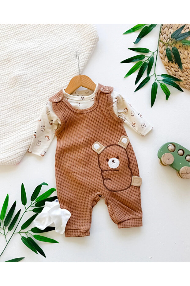 Teddy Bear Embroidered Salopet Set with Inner Lining and Socks Is a Gift.