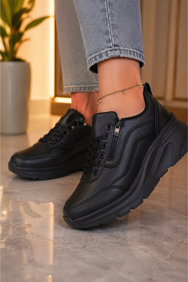 Women's 5 cm Heeled, Thick Platform Sole, Stylish, Lace-Up Sneaker