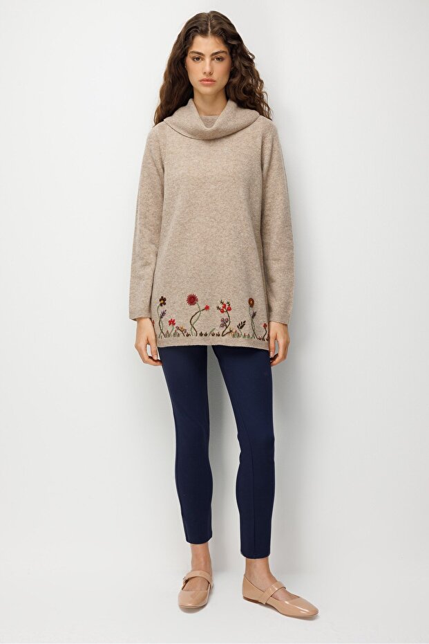 Women's Degaje Collar Skirt Floral Embroidered Wool Sweater K.Beige