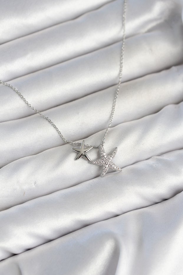 Silver brass mini star women necklace for elegant necks