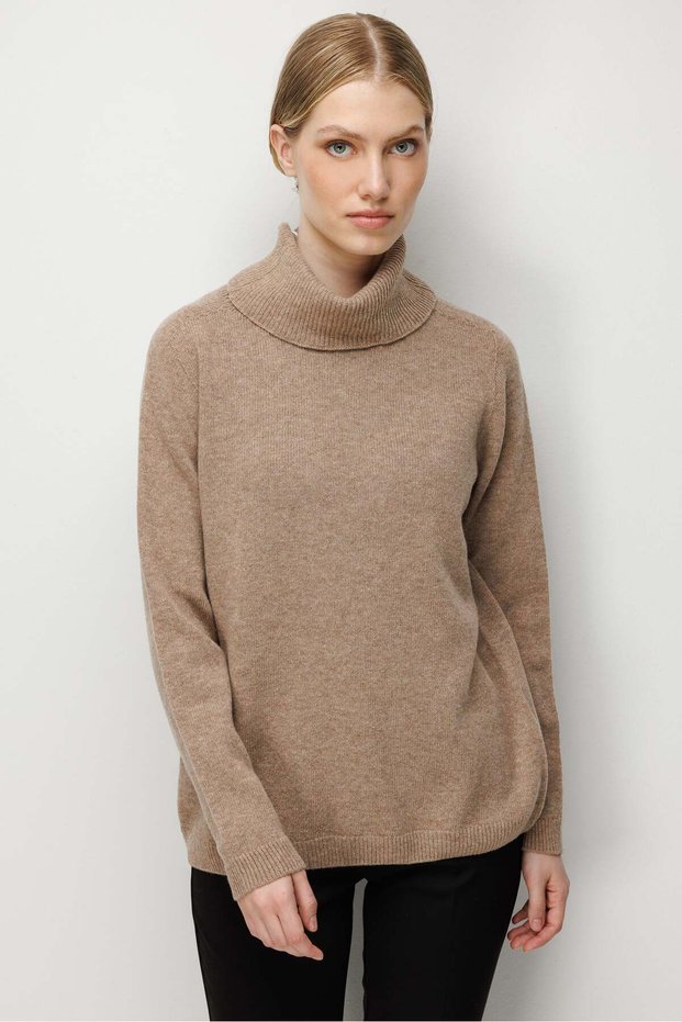 Women's Full Turtleneck Classic Wool Sweater Y.K.Beige