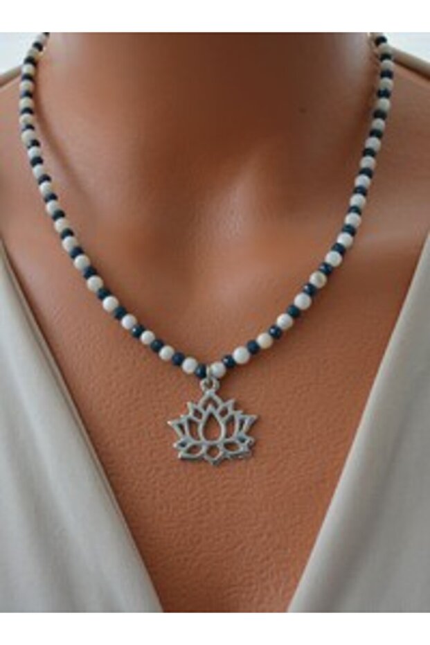 Necklace - Silver Color -