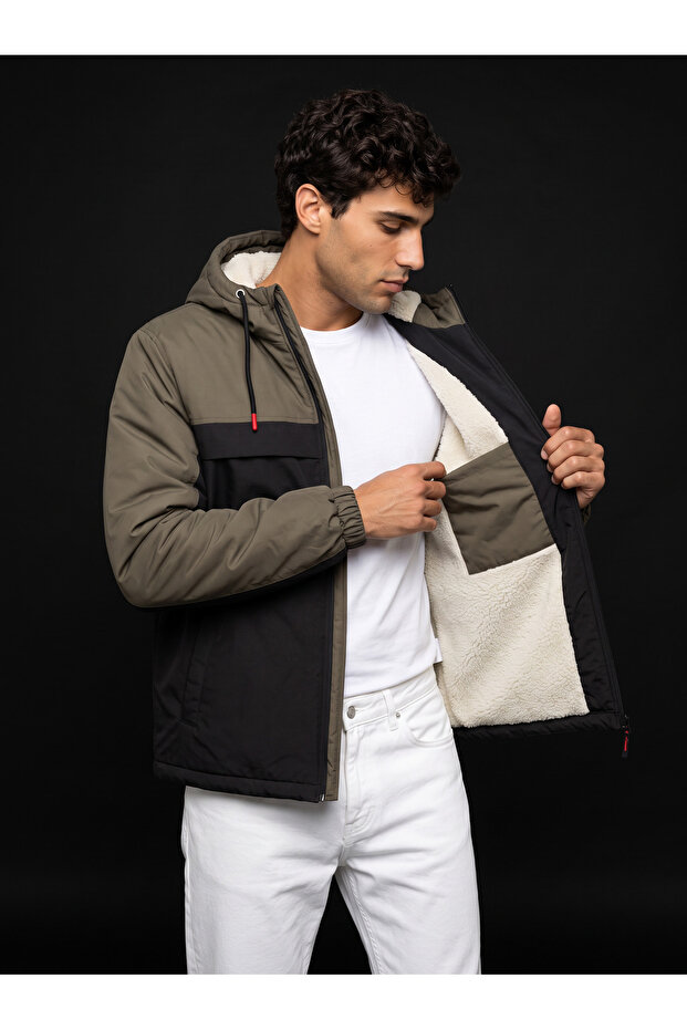 Men's Water and Wind Resistant Dual Color Coat and Jacket