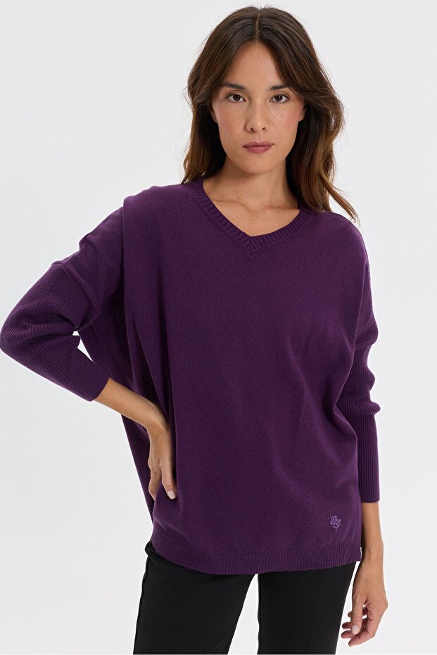 Women's V-Neck Low-Sleeve Slit Wool Sweater O.Mor