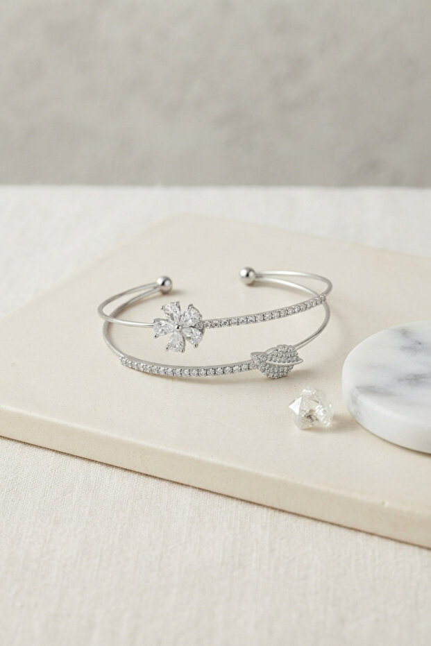 Silver Color Zircon Stone Flower Model Women's Bracelet