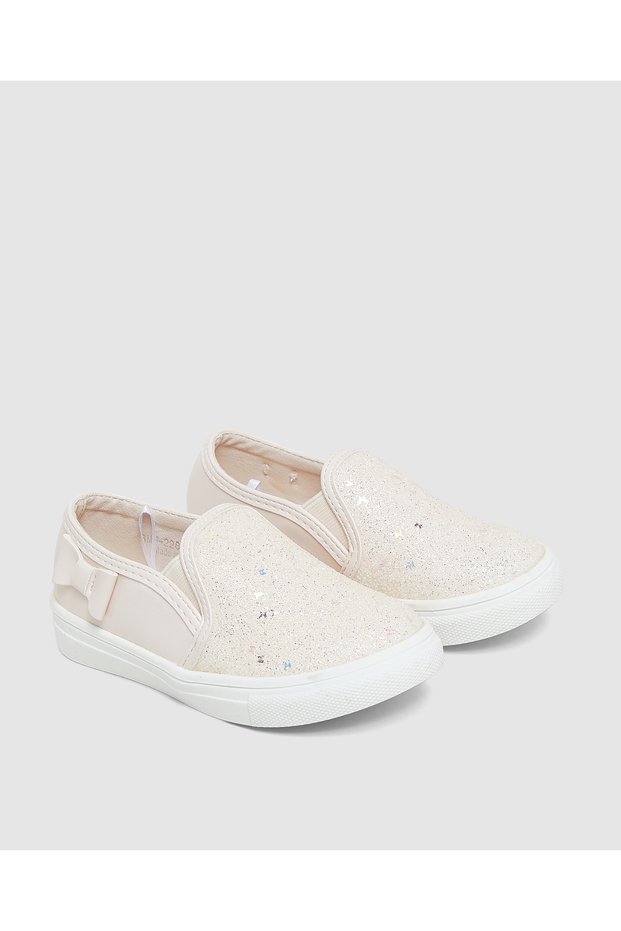 Plain Slip-On Round Toe Sneakers