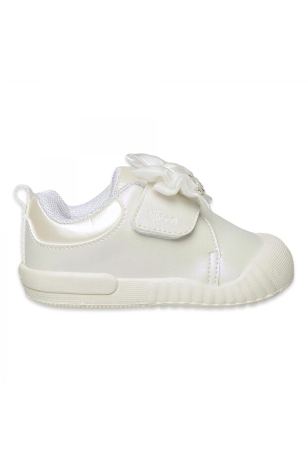 346.B26K.149 Pisi Bebe White Girls' Shoes