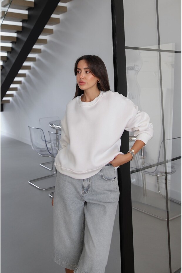 White Lana Basic Sweatshirt