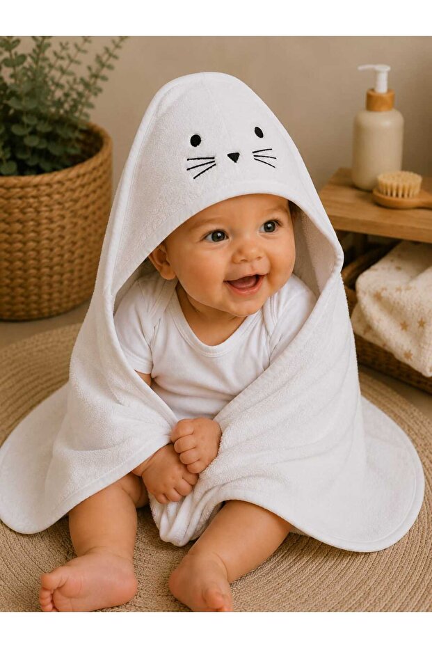 100% Cotton Cat Embroidered Swaddle Baby Bath Towel with Hood