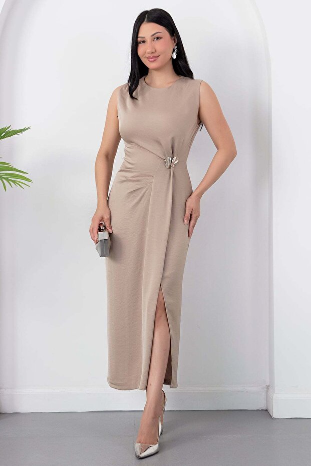 Oval Neckline Side Pleated Buckled Satin Dress K-251633