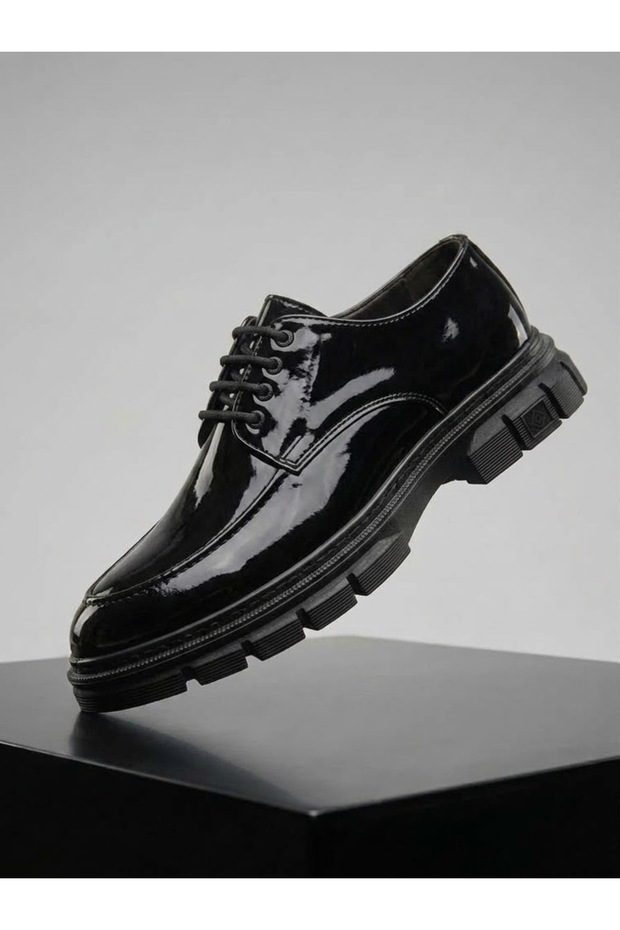 Men's Casual Black Patent Leather Lace-Up High Comfort Sole Men's Shoes