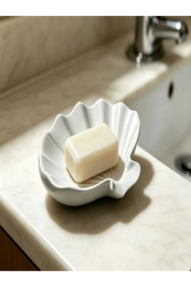 Decorative Soap Dish with Sea Shell Figure