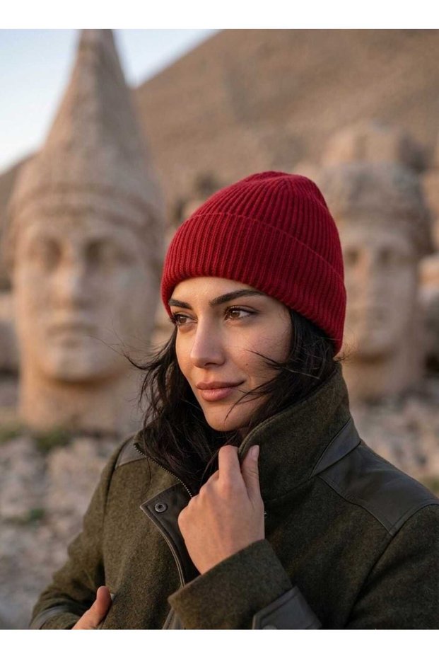 Design Trend Rib Knit Unisex Beanie