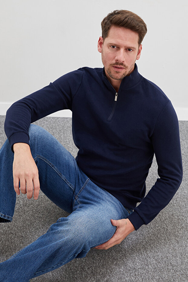 Ribbed Stand Collar Half Zipper Sweatshirt