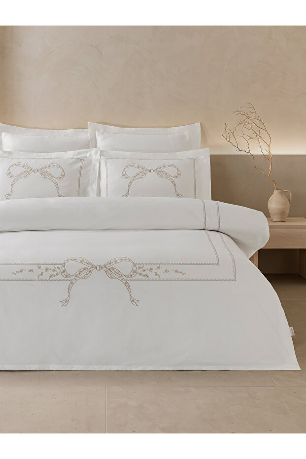 Fiora Embroidered Cotton Satin Double Duvet Cover Set