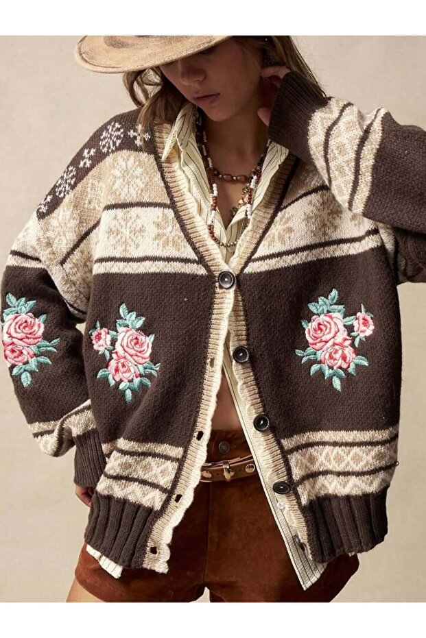 Floral Detailed Design Cardigan