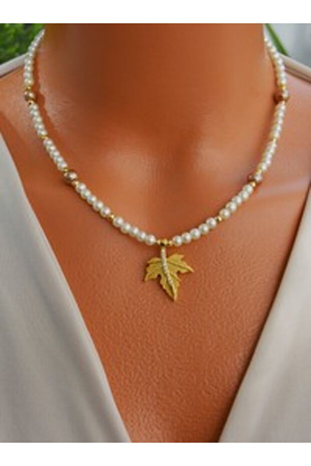 Necklace - White -