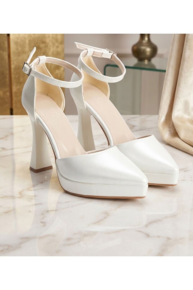 Silver Color Platform Heeled Evening Dress Shoes and Textured Clutch Bag Set / Wedding & Engagement