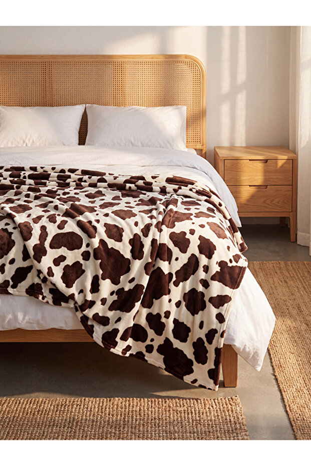 Embroidered Double Blanket for Style Enthusiasts from Uzg Store 200X220 cm