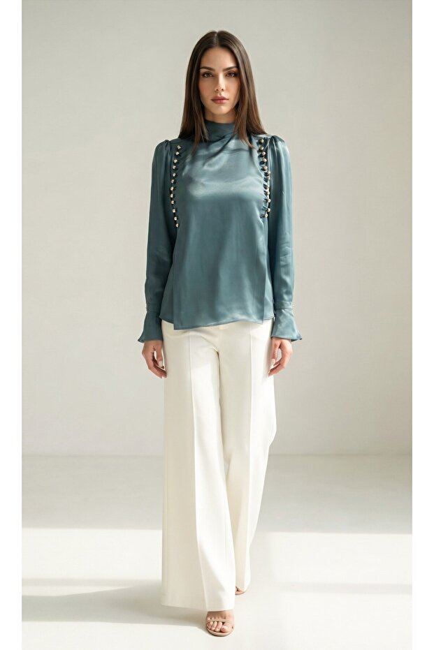 Quartz Front Brit Button Detailed Blouse