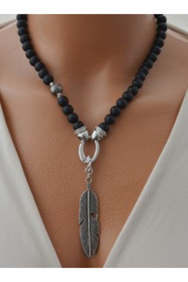 Mat Onyx Stone Necklace - Multi-Colored -