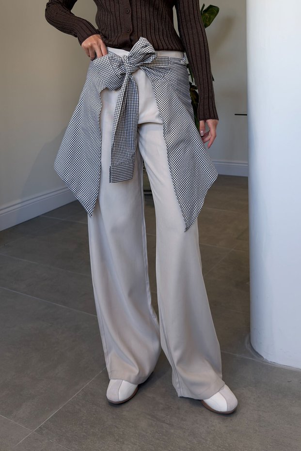 Shirt-Tied Tencel Trousers - Beige