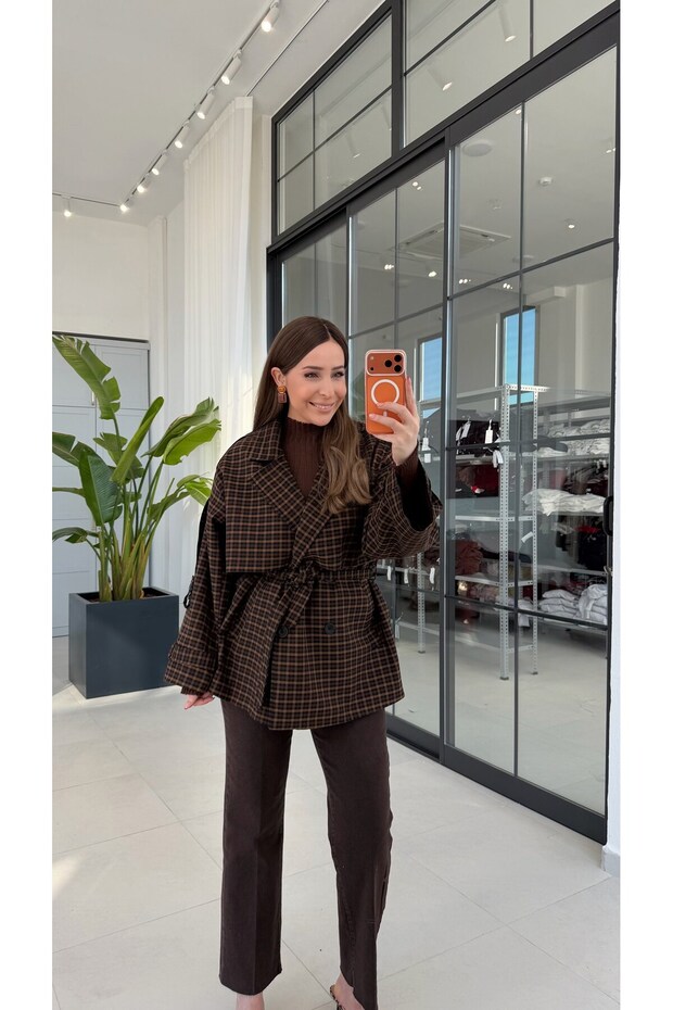 Ekos Short Trench Jacket Mustard