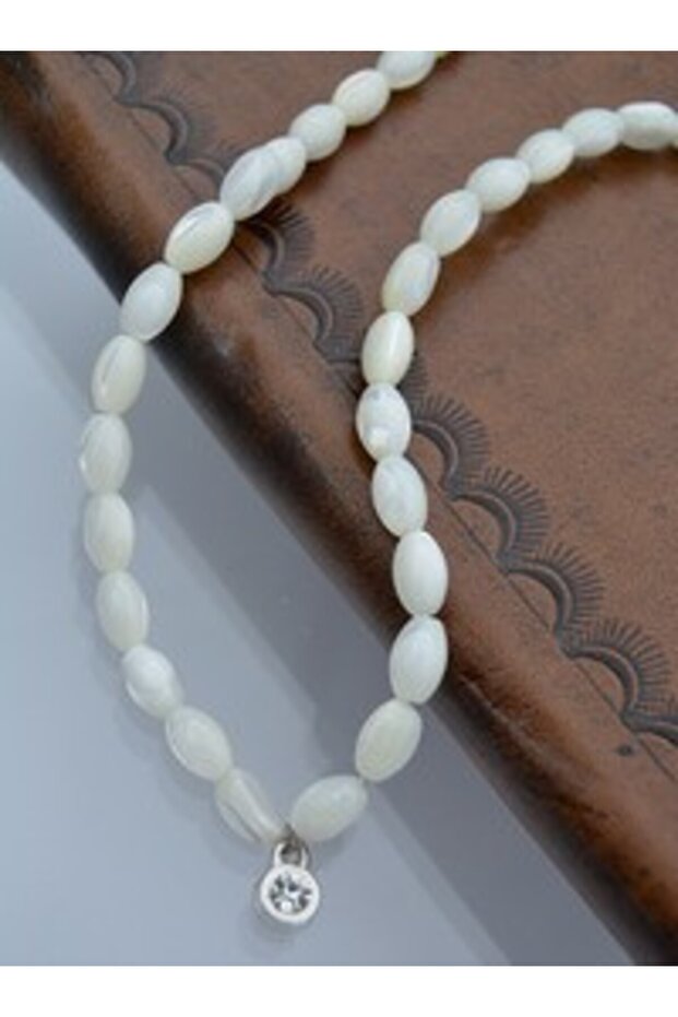 Necklace - White -