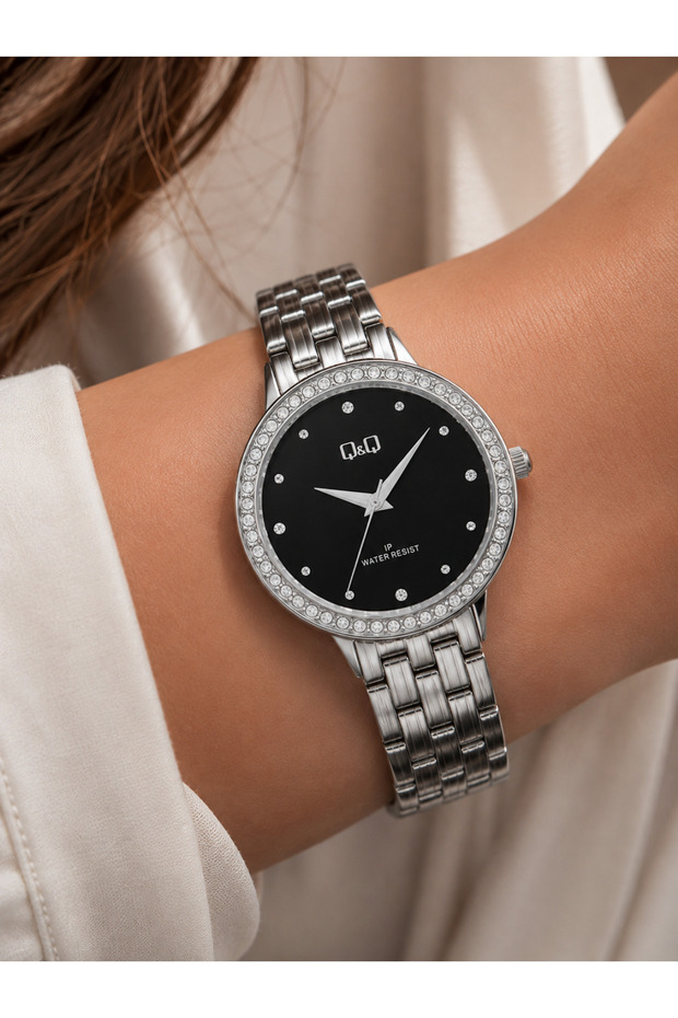 Women's Wristwatch Silver Color Casual and Stylish Combination Japanese Machine Gift Boxed