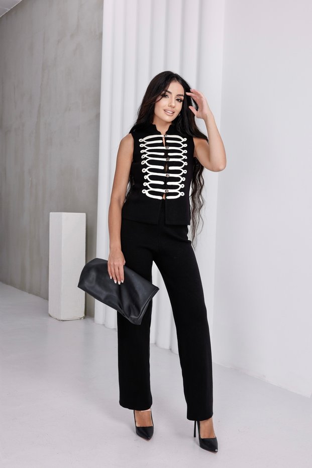 Sleeveless Cavalry Trousers Suit