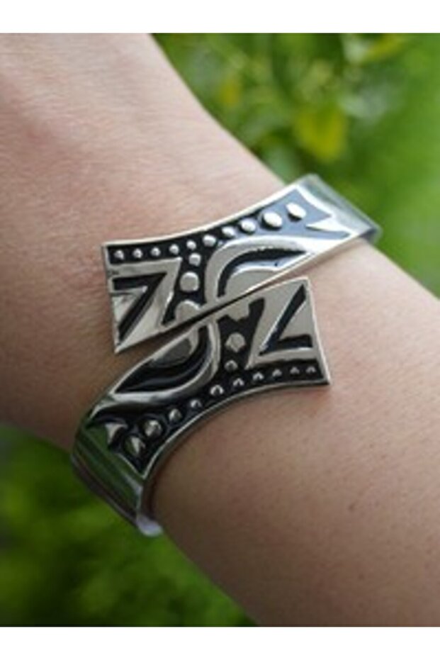 Design Handcuffs - Silver Color -