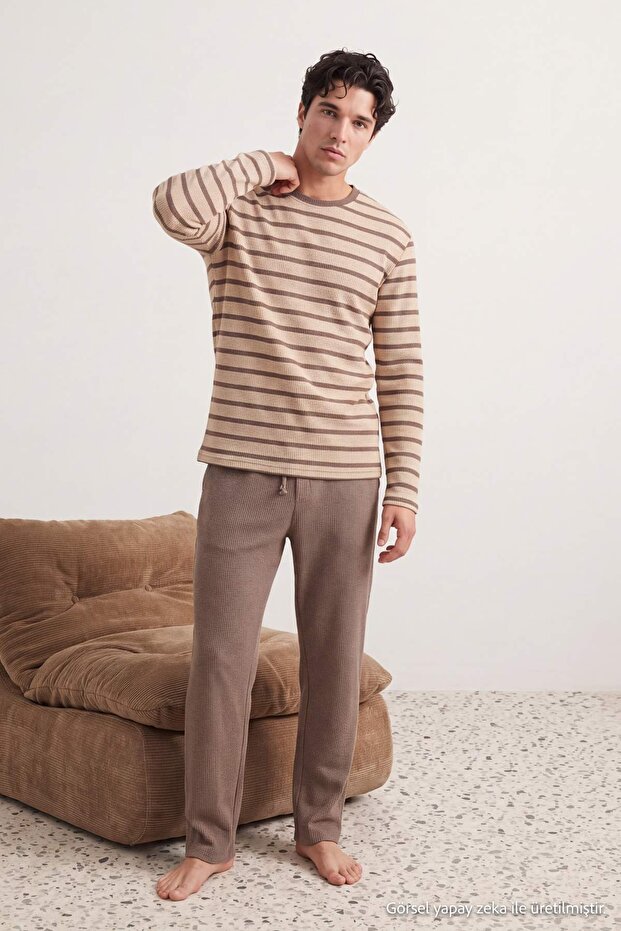 Vizon Regular Çizgili Waffle Dokulu Örme Kışlık Pijama Takımı TMNAW27PT00026