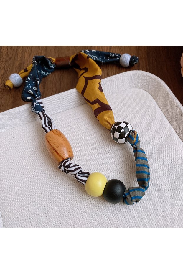 Style2 New Fabric Printed Choker Necklace for Women Acrylic Wood Bead Heart-shaped Pendant Necklace