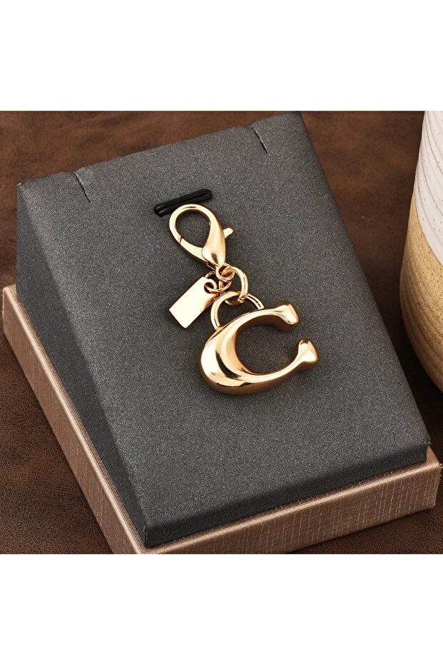 Key chain only Cute Goledn Bear Long Key Chains for Women Y2k Heart Letter C-shaped Bag/Car Hanging