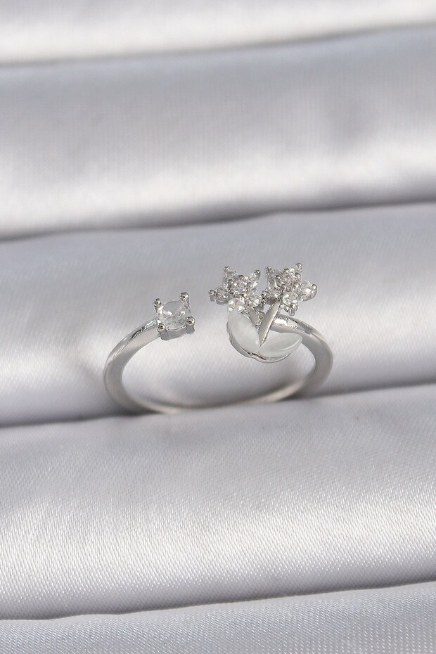 Brass Silver Color Adjustable Zircon Stone Star Model Women's Ring