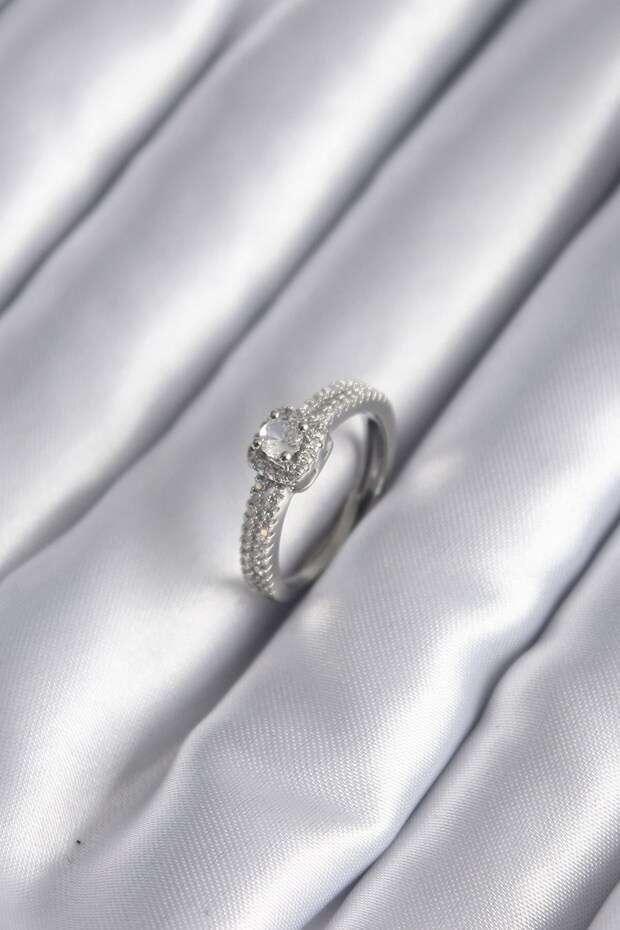 Brass Silver Color Zircon Stone Women's Ring