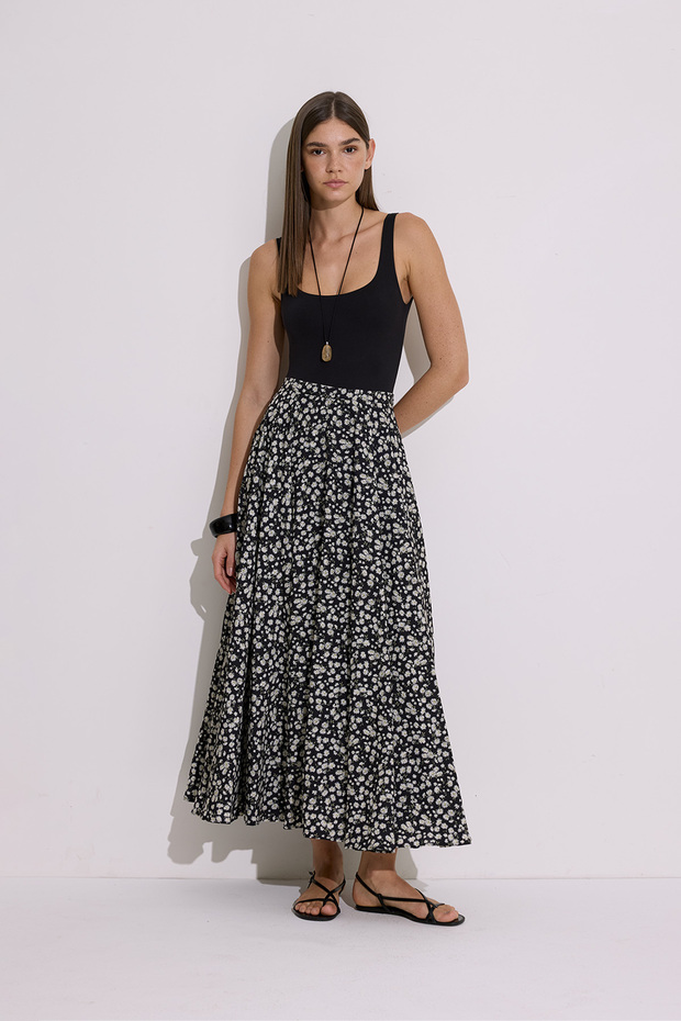 Patterned Flare Skirt Daisy