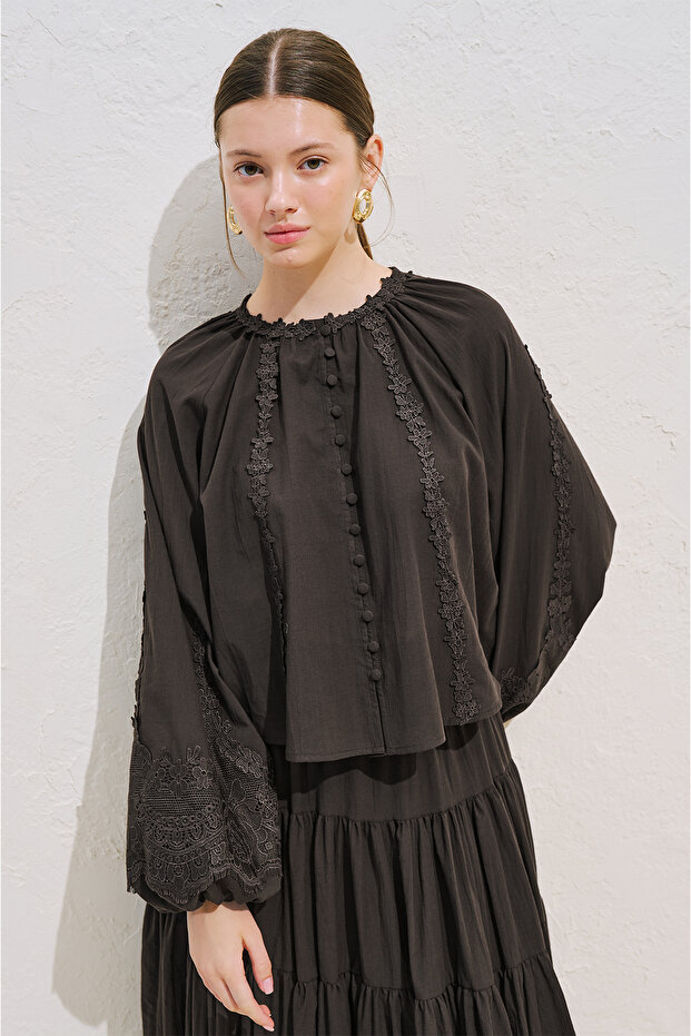 Kolu Lace Volume Shirt Brown