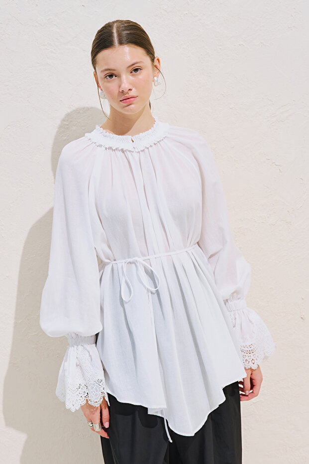 Lace Sleeves Edition Blouse Ecru