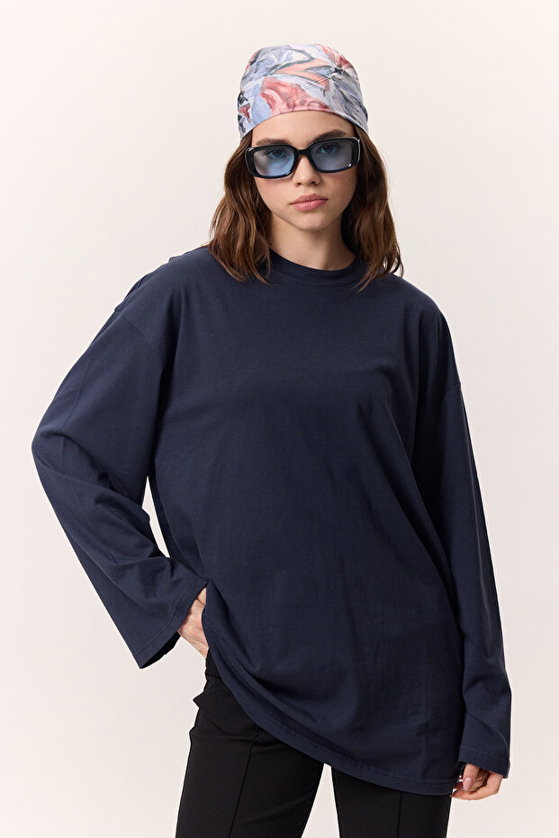 Wide Sleeve Oversize Tshirt Navy Blue