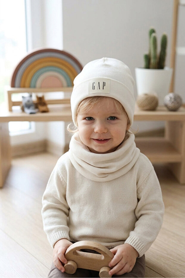 Ecru Rib Labeled Beanie Neck Collar Set